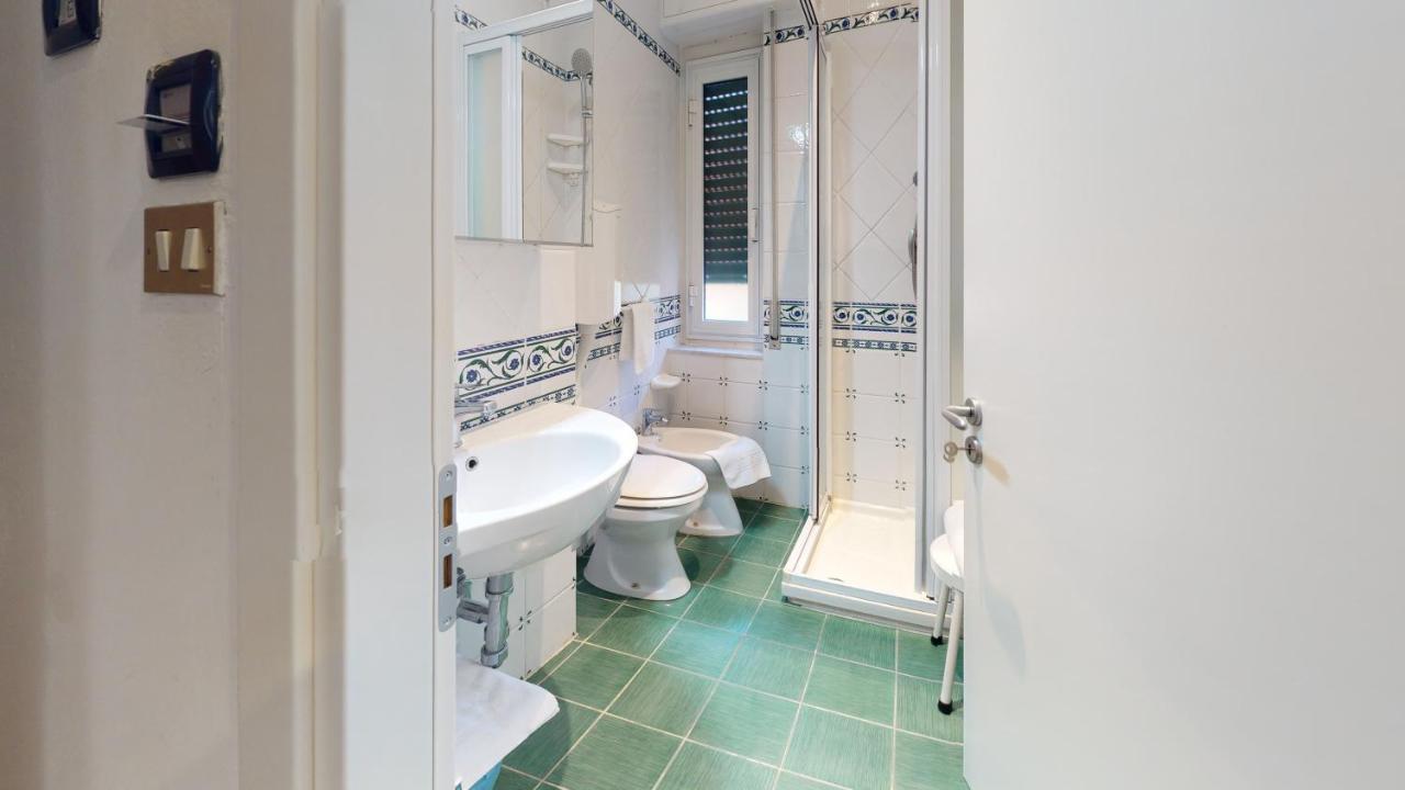 Hotel Zunino Spotorno Εξωτερικό φωτογραφία