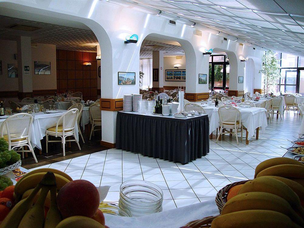 Hotel Zunino Spotorno Εξωτερικό φωτογραφία
